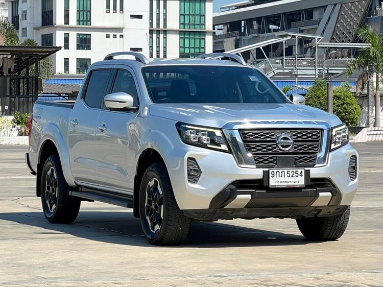 รถ Nissan Navara 2.3 VL 4WD สี เทา