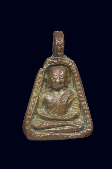 หลวงพ่อเงินพิมพ์จอบใหญ่