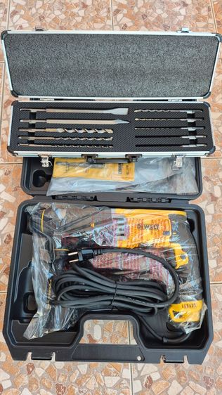 สว่านโรตารี่DEWALT  900 W ของใหม่ประกันห้าง รูปที่ 5