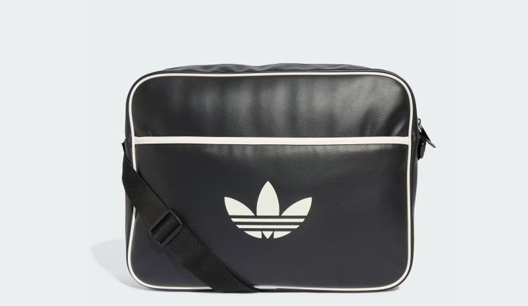 อื่นๆ หนัง PU ไม่ระบุ ดำ ขายกระเป๋าสะพายไหล่ Adias ของแท้ ของใหม่ ราคาถูก