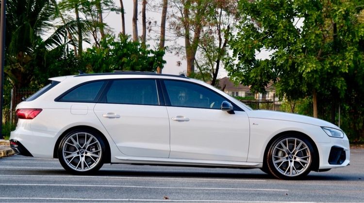 Audi Audi A4 2021 2.0 Sedan เบนซิน ไม่ติดแก๊ส เกียร์อัตโนมัติ ขาว รูปที่ 3