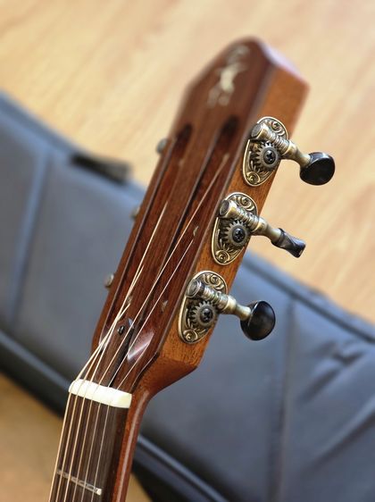 กีตาร์ Anuenue รุ่น MV114 All Solid สภาพสวยพร้อม Gigcase คู่ตัว รูปที่ 10