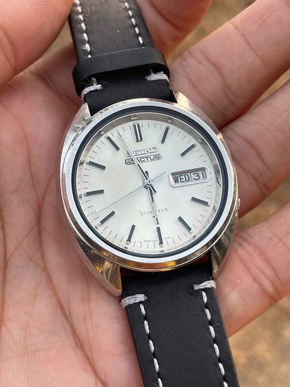 ขาว Seiko 5 Actus