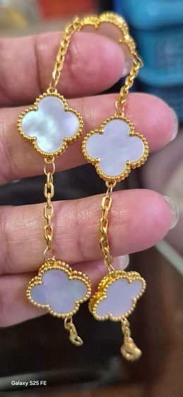 (จอง มัดจำ) สร้อยข้อมือแวนครีฟทอง 18k รูปที่ 2