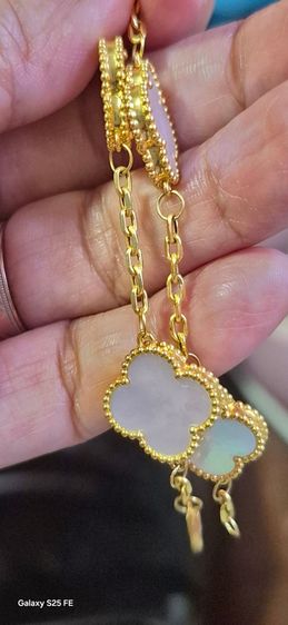 (จอง มัดจำ) สร้อยข้อมือแวนครีฟทอง 18k รูปที่ 5