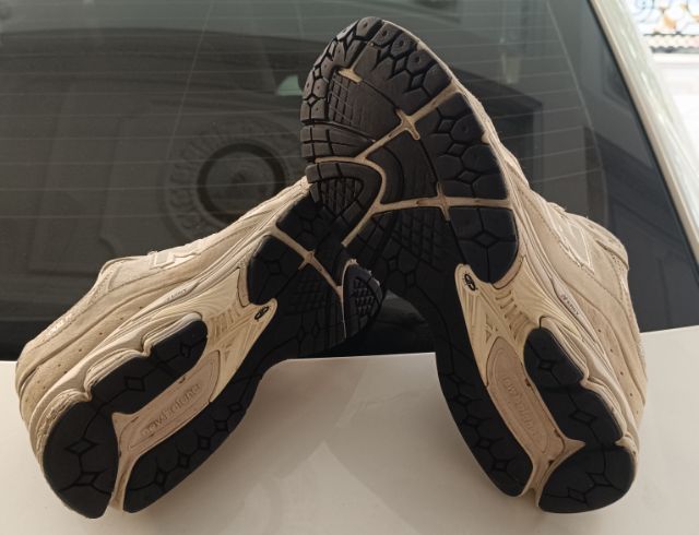 ขายถูก  New Balance 2002RE สีน้ำตาลเข้ม วินเทจ Size 44-280cm สภาพสวย ของแท้ รูปที่ 8