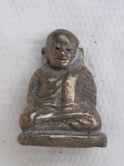 พระหลวงพ่อเงินเนื้อโลหะ 27106819