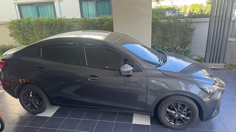 Mazda Mazda 2 2017 1.3 Sedan เบนซิน ไม่ติดแก๊ส เกียร์อัตโนมัติ เทา