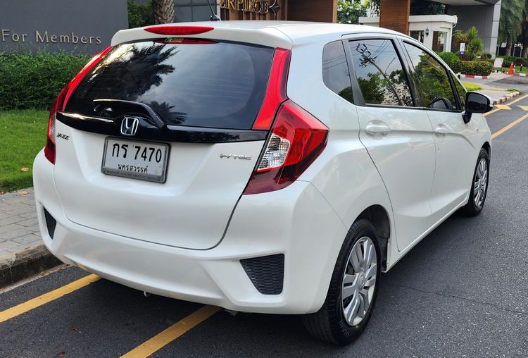 Honda Jazz 2017 1.5 S i-VTEC Sedan เบนซิน เกียร์อัตโนมัติ ขาว รูปที่ 3