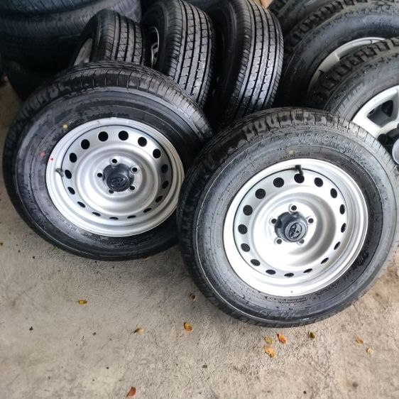 ล้อกระทะป้ายแดงขอบ15 ใส่วีโก้  รีโว่ 
ไฮลักซ์แชมป์ ซูซูกิแครี่  
