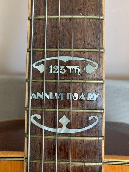 กีต้าร์โปร่ง Washburn รุ่น 125 ปี รูปที่ 4