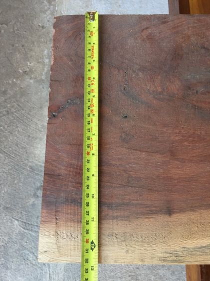 ไม้ มะค่า เก่า หน้า 13 นิ้ว  ยาว 37 นิ้ว ครึ่ง  รูปที่ 3