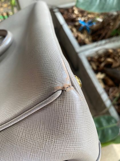 กระเป๋า prada รูปที่ 11