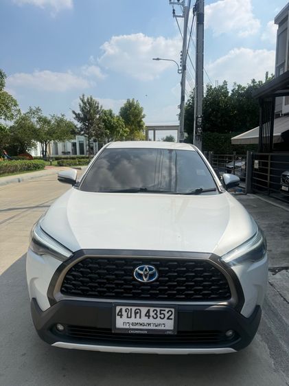 Toyota Corolla Cross 2022 1.8 HEV Premium Utility-car ไฮบริด ไม่ติดแก๊ส เกียร์อัตโนมัติ ขาว รูปที่ 4