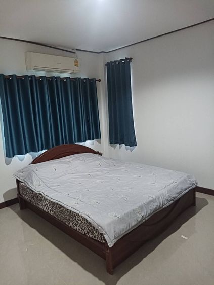 ไม่มี ขายบ้านมือสองพร้อมอยู่ ในหมู่บ้านภูชะโงกสวีทโฮม เป็นบ้านเดี่ยวชั้นเดียวเนื้อที่ 60 ตร.ว. 2 ห้องนอน 2 ห้องน้ำ 1 ห้องโถงรับแขก 1 มุมครัว จอดรถ รูปที่ 4