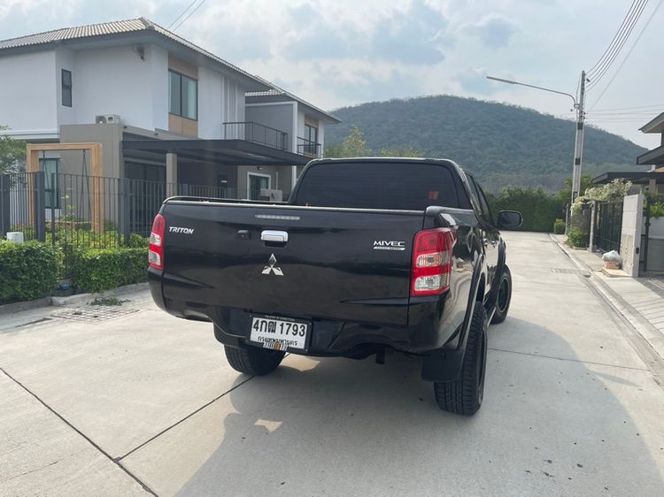 Mitsubishi Triton 2015 2.4 GLS Plus Pickup ดีเซล ไม่ติดแก๊ส เกียร์อัตโนมัติ ดำ รูปที่ 4