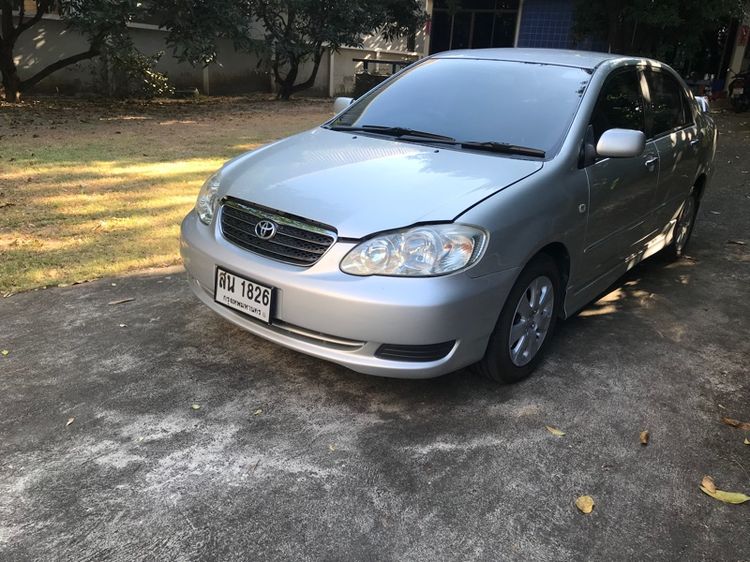 รถ Toyota Altis 1.6 E สี เทา