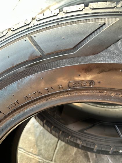 ยางรถยนต์มือสอง hankook  215 70R 16 รูปที่ 5