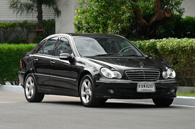 Mercedes-Benz C-Class 2006 C230 Kompressor Sedan เบนซิน ไม่ติดแก๊ส เกียร์อัตโนมัติ ดำ รูปที่ 2