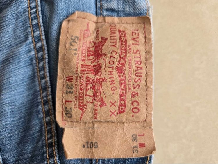 กางเกงยีนส์ Levi’s 501 แท้ มือสอง รูปที่ 2