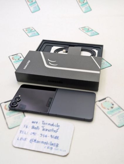 อื่นๆ ขาย เทิร์น Samsung Galaxy Z Flip 7 สี Black 512 GB สภาพใหม่เอี่ยม ประกันยาว อุปกรณ์ครบยกกล่อง เพียง 21,990 บาท เท่านั้น ครับ