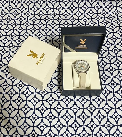 นาฬิกา Playboy สายสีครีม สภาพใหม่ รูปที่ 4