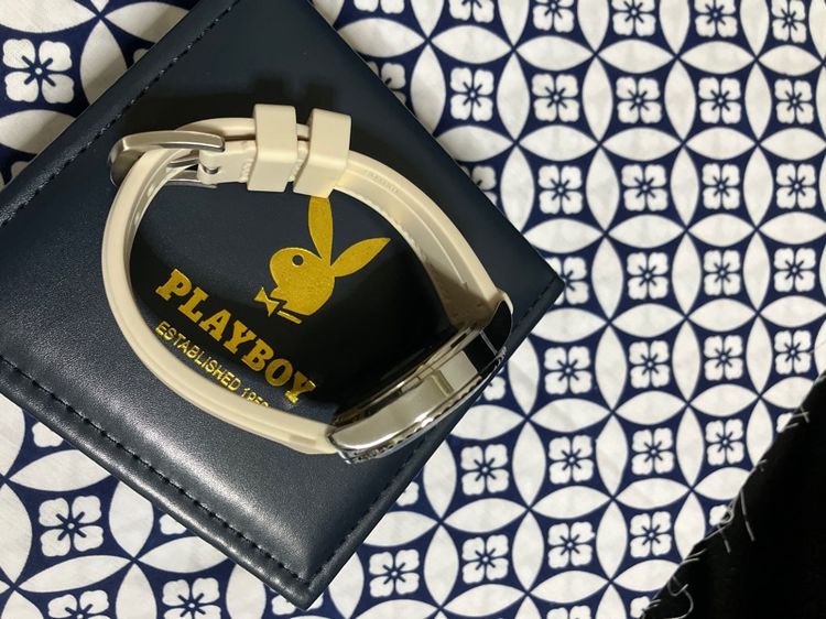 นาฬิกา Playboy สายสีครีม สภาพใหม่ รูปที่ 6