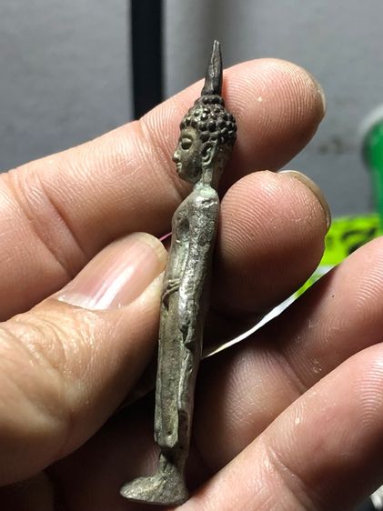 พระพุทธอยู่เนื้อโลหะตามรูปสวยมากๆพิมพ์คมชัดเบาเบารวมจัดส่ง รูปที่ 4