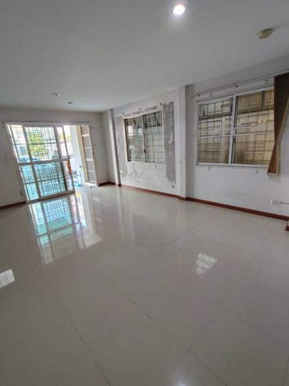 ให้เช่าบ้านทาวน์เฮาส์ 2ชั้น หลังมุม รูปที่ 4