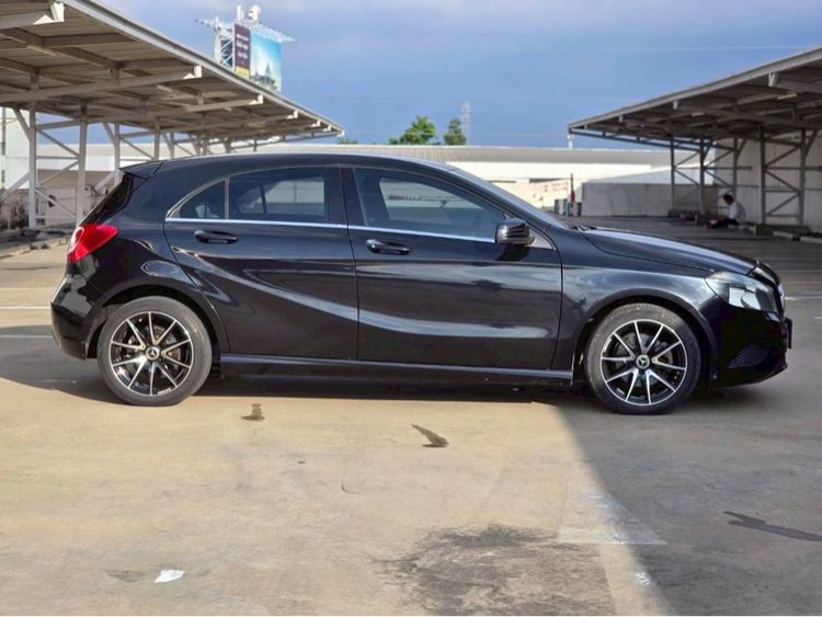 Mercedes-Benz A-Class 2014 A180 Sedan เบนซิน ไม่ติดแก๊ส เกียร์อัตโนมัติ ดำ รูปที่ 4