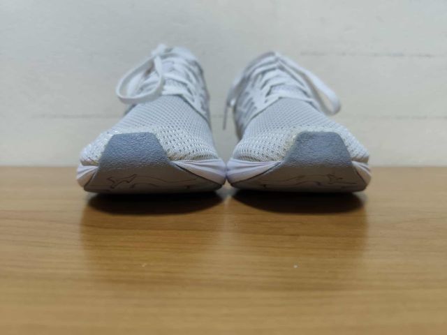 Mizuno ขาวล้วน 41.0 26.5 แท้ มือสอง รูปที่ 5