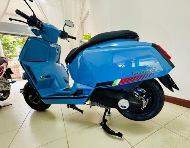 LAMBRETTA X200 ABS 2025 SKYBLUE 
LAMBRETTA X200 ปีจดทะเบียน 2025 next to showroom condition 
รถมือเดียว สภาพใหม่  ไมล์1400 Km. 
 รูปที่ 4