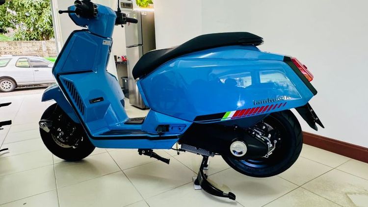 LAMBRETTA X200 ABS 2025 SKYBLUE 
LAMBRETTA X200 ปีจดทะเบียน 2025 next to showroom condition 
รถมือเดียว สภาพใหม่  ไมล์1400 Km. 
 รูปที่ 12