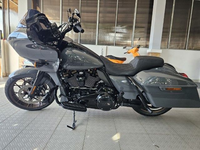 Harley Davidson 2022 Road glide ST 117