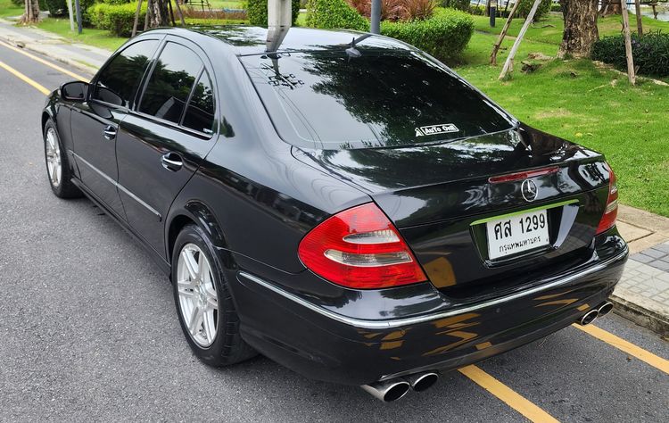 Mercedes-Benz E-Class 2004 E220 CDI Sedan ดีเซล เกียร์อัตโนมัติ ดำ รูปที่ 3