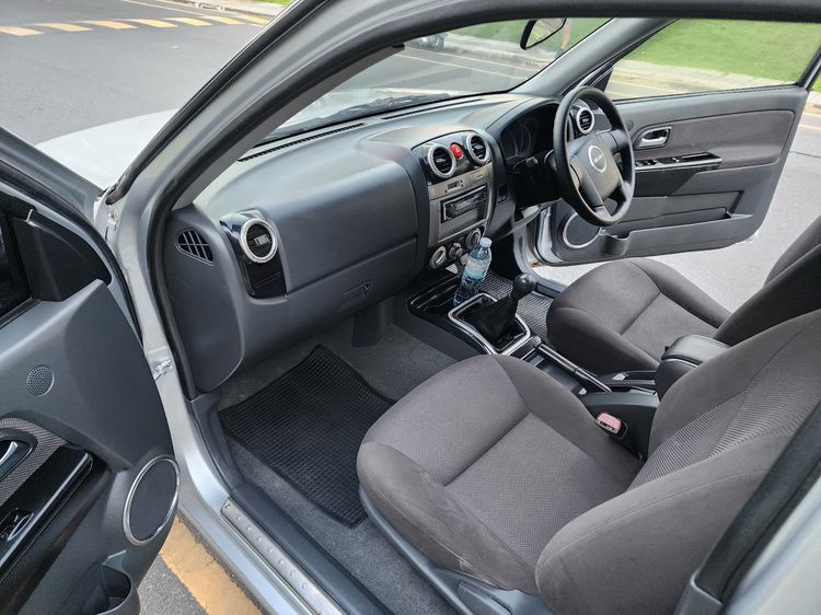 Isuzu D-MAX 2009 3.0 SLX Super Platinum Pickup ดีเซล เกียร์ธรรมดา บรอนซ์เงิน รูปที่ 4