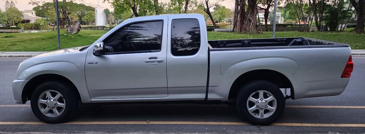 Isuzu D-MAX 2009 3.0 SLX Super Platinum Pickup ดีเซล เกียร์ธรรมดา บรอนซ์เงิน รูปที่ 2