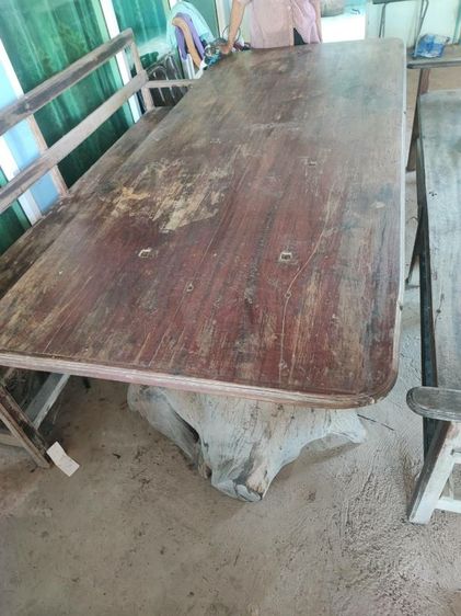 โต๊ะไม้พร้อมเก้าอี้ รูปที่ 3