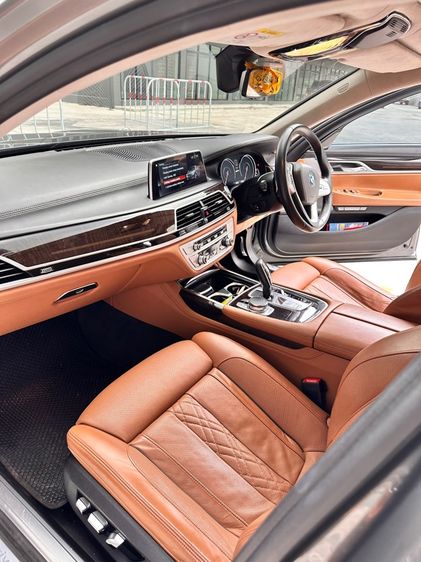 BMW Series 7 2017 740Li Sedan เบนซิน ไม่ติดแก๊ส เกียร์อัตโนมัติ เทา รูปที่ 4