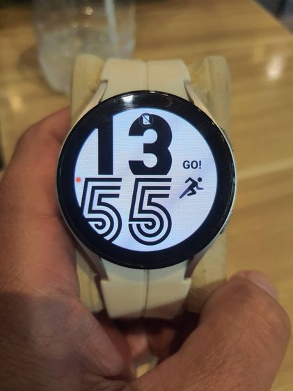 Samsung Galaxy Watch 4 BT. silver color ขนาด 44มม. เครื่อง