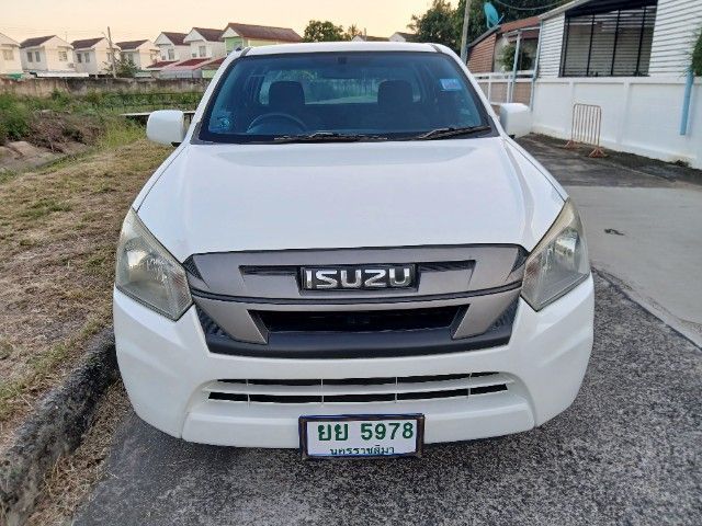 Isuzu D-MAX 2019 1.9 S Pickup ดีเซล ไม่ติดแก๊ส เกียร์ธรรมดา ขาว รูปที่ 2