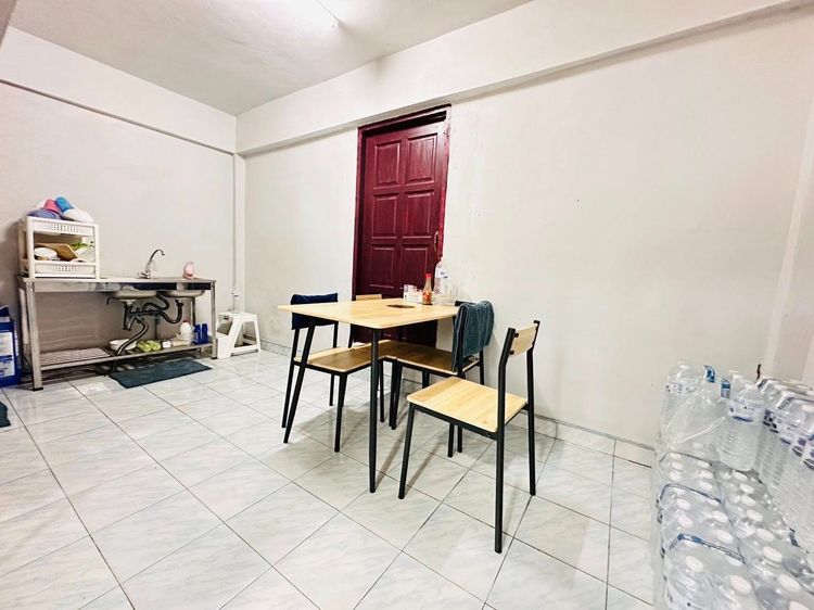 ตกแต่งครบ ทาวน์เฮาส์ 1 ห้องนอน 2 ห้องน้ำ รูปที่ 2