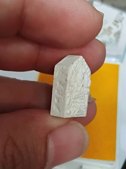 พระขุนแผนพรายกุมาร รุ่นที่ระลึกเททองบรรจุหัวใจ ปี 58 เลข 4815 รูปที่ 4