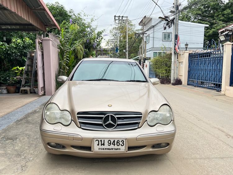 รถ Mercedes-Benz C-Class C180 สี บรอนซ์ทอง