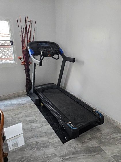 ลู่วิ่งไฟฟ้า Horizon 7.4AT Treadmill 