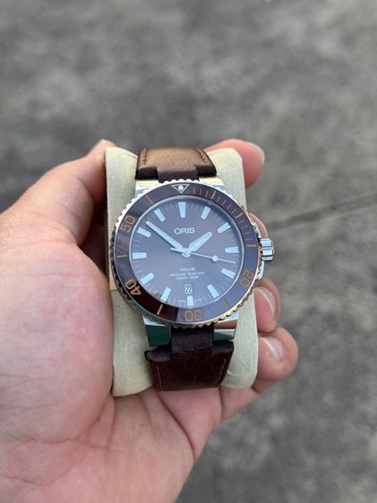 Oris Aquis Date  รูปที่ 4