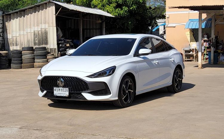 รถ MG MG5 1.5 X สี ขาว