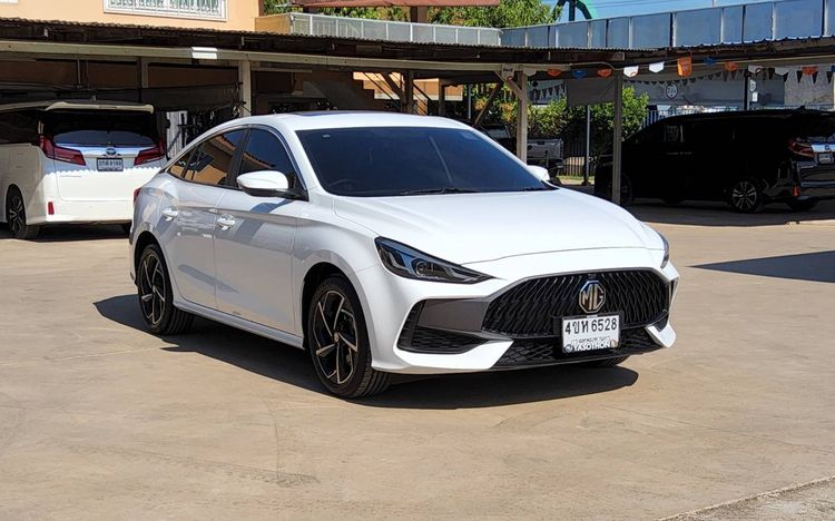 MG MG5 2023 1.5 X Sedan เบนซิน ไม่ติดแก๊ส เกียร์อัตโนมัติ ขาว รูปที่ 3