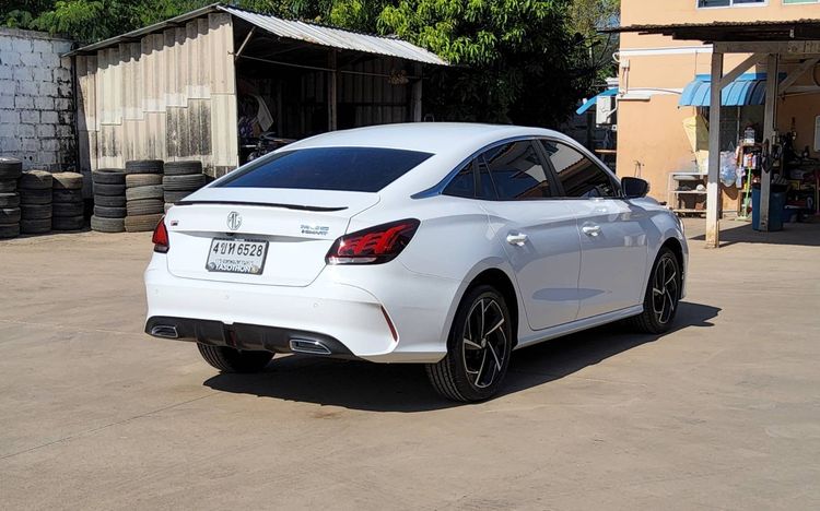 MG MG5 2023 1.5 X Sedan เบนซิน ไม่ติดแก๊ส เกียร์อัตโนมัติ ขาว รูปที่ 4