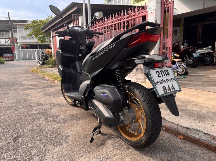 Click 160 combi ปี 23 รูปที่ 6